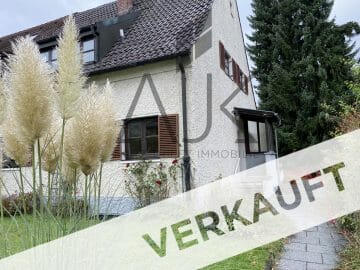 Charmant schöne Altbau-Doppelhaushälfte in Ost/Westausrichtung mit Potential in ruhiger Wohnlage, 81827 München, Doppelhaushälfte