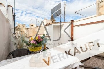 Trend Zweitwohnsitz: Charmantes Penthouse mit privater Dachterrasse in der Altstadt von Palma, 07002 Palma de Mallorca (Spanien), Penthousewohnung