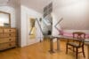 Top gepflegtes Haus mit 4,5 Zimmern, Potential und schönem Garten - Mansarde