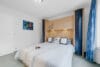 Wunderschöne, bezugsfreie 3 Zimmerwohnung mit 2 Bädern, Balkon,Tiefgarageneinzelbox, traumhaft ruhig - Schlafzimmer 1